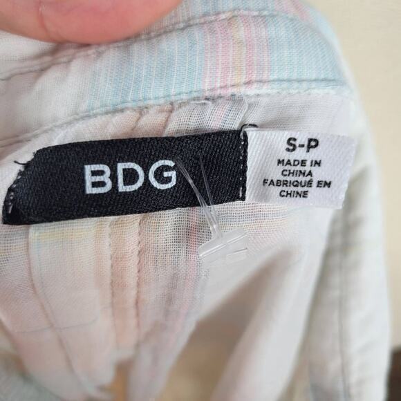 Urban Outfitters BDG‎ Pastel Button Down Top Small - Picture 4 of 7